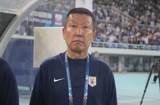 美女屁股让人艹